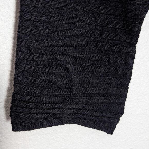 Lane Bryant Textured Knit Keyhole Sleeve Top Black 18/20 Modern Classic - Picture 7 of 11